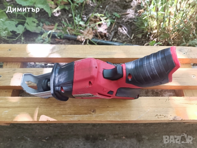 Milwaukee C12 HZ тяло на акумулаторен саблен трион, снимка 2 - Други инструменти - 52472273