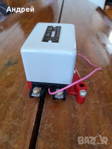 Стар регулатор на напрежение за Москвич РН-3, снимка 4 - Други ценни предмети - 38125572