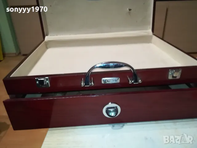 МАРКОВ ДЪРВЕН КУФАР С ЧЕКМЕДЖЕ 1912241550LNWC, снимка 14 - Антикварни и старинни предмети - 48405806