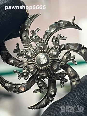 Античен османски медальон от 19-ти век с диаманти (8K злато), снимка 6 - Колиета, медальони, синджири - 49270655