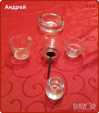 Лот: пет стъклени свещника, различни по големина
