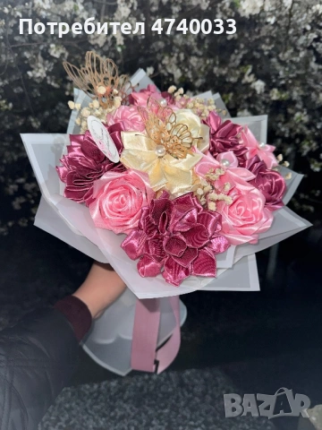 Вечен букет от сатенени цветя