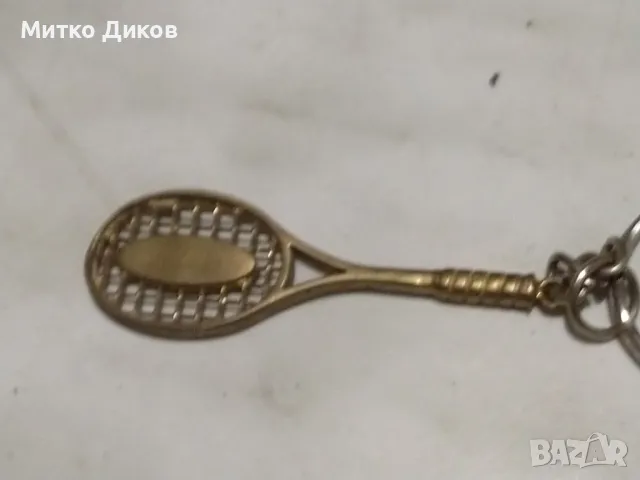 Ключодържател ракета за тенис на корт марков на ДЕМА, снимка 6 - Колекции - 49471015