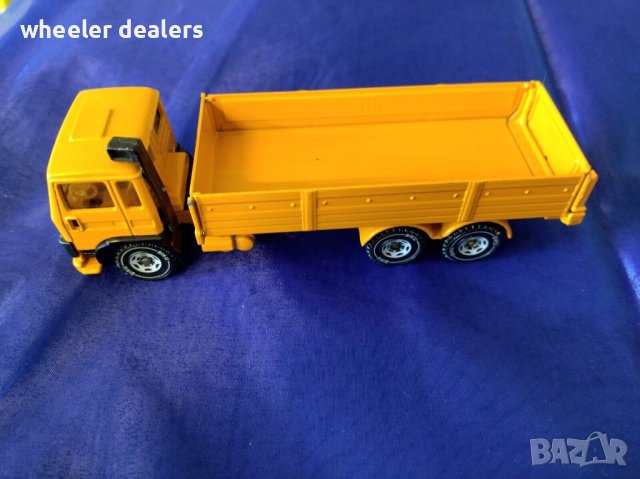 Метална количка Siku - 2517 Volvo F7 Turbo в мащаб 1:55, снимка 2 - Колекции - 38552280