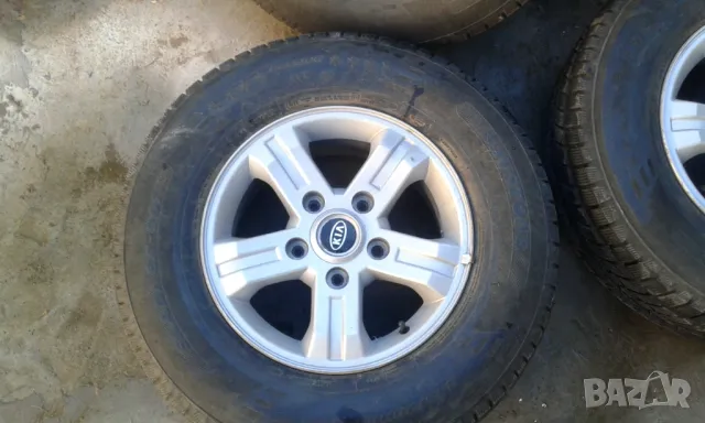 Зимни гуми с джанти киа соренто бартер, снимка 2 - Гуми и джанти - 48602951