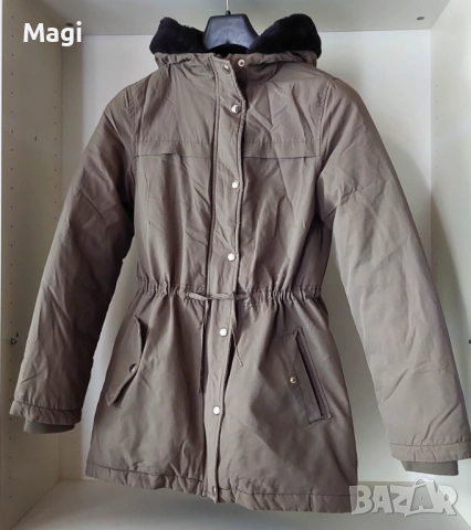 Детско яке, снимка 3 - Детски якета и елеци - 52802334