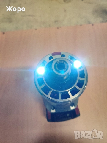 Акумулаторна оберфреза Милуоки M18 FT R8, снимка 7 - Други инструменти - 54183655