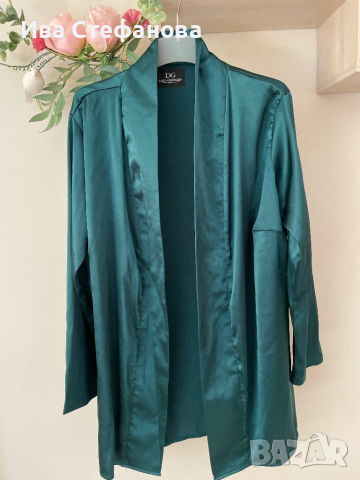 Сатенена елегантна зелена наметка лятно сако блейзер дизайнерско дизайнер Дидо Георгиев one size 