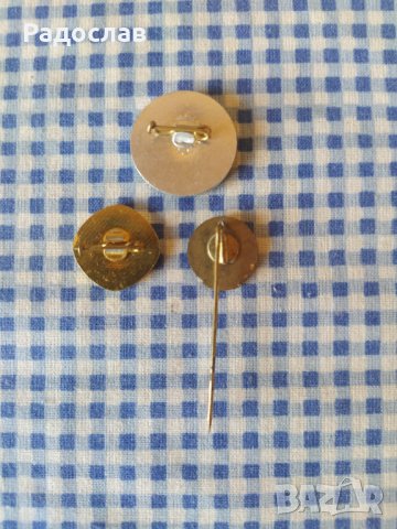 стари значки  БЧК /  ОСО / MNSZ, снимка 3 - Колекции - 36948403