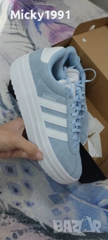 Нови маратонки Adidas естествен велур , снимка 5 - Маратонки - 52168319