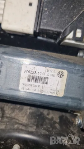 Задно Дясно Моторче Модул Стъклоповдигач Заден Десен Фолксваген Пасат Б6 VW Volkswagen Passat B6, снимка 3 - Части - 50292984