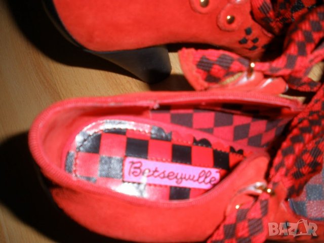 Оригинални 37 номер , обувки марка Betsey johnson обувани никакви следи от носене . Материя велур ЕС, снимка 3 - Дамски обувки на ток - 35594913