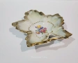 Баварска чинийка за дреболии (trinket dish)  във формата на листо, снимка 2