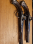 Чифт капсулни пистолети, снимка 1 - Антикварни и старинни предмети - 44757161