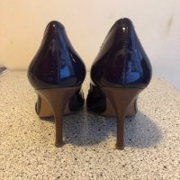 Дамски обувки Guess, снимка 3 - Дамски обувки на ток - 30044479