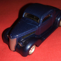 Bburago Ford Coupe 1936 1/64 blue metallic, снимка 2 - Колекции - 37774279