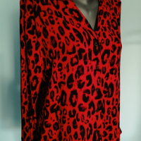 Дизайнерска риза в животински принт в червено Amisu / голям размер , снимка 6 - Ризи - 44583846