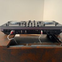 DJ пулт с Pioneer XDJ- R1 конзола и пушек машина MAGNUM 850, снимка 11 - Ресийвъри, усилватели, смесителни пултове - 44439008