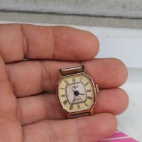 Нов дамски часовник ЛУЧ позлатен , снимка 7 - Дамски - 36995060