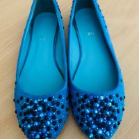 Чисто нови дамски обувки с камъчета, снимка 1 - Дамски елегантни обувки - 36804781
