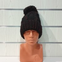 Нова зимна плетена шапка с пух/помпон, снимка 6 - Шапки - 35488686