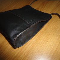 Нова чантичка/естествена кожа/+подарък визитник, снимка 4 - Чанти - 37741641