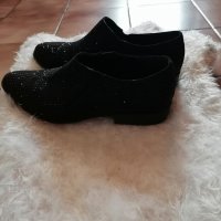 Дамски обувки , снимка 2 - Дамски ежедневни обувки - 34901745