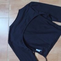Къса черна блузка с ефектен гол гръб с връзка, снимка 3 - Блузи с дълъг ръкав и пуловери - 31223663