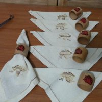 Текстилни салфетки и рингове халки пръстени за салфетки , снимка 1 - Аксесоари за кухня - 38583827
