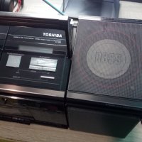 Toshiba RT-7096 радио-касетофон-компакт диск плейър, снимка 6 - Радиокасетофони, транзистори - 35420527