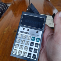 Стар калкулатор Lloyds, снимка 3 - Антикварни и старинни предмети - 36435773