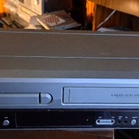 Magnavox DVD-VHS, снимка 6 - Плейъри, домашно кино, прожектори - 40619031