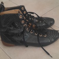 Fendi,Prada, снимка 5 - Ежедневни обувки - 40018852