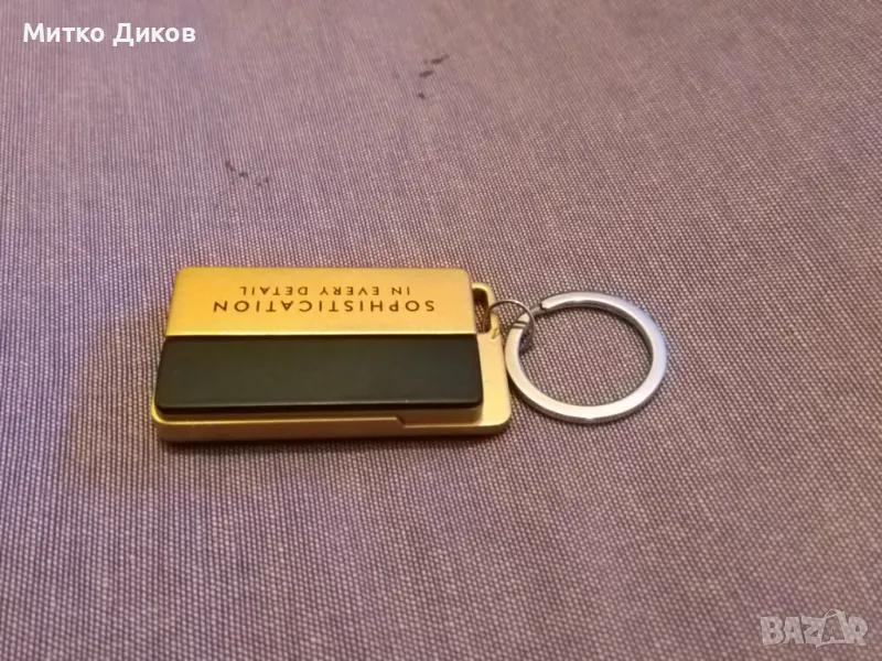 Електронна запалка USB-ключодържател фенерче и кабел зареждане с реотан, снимка 1