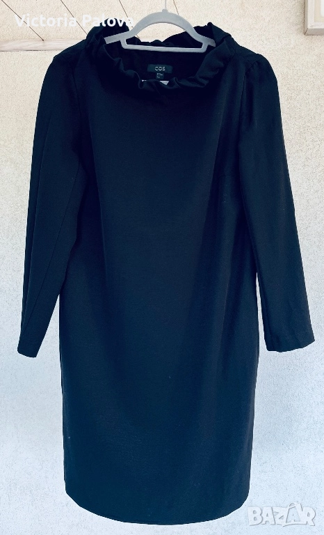 Прекрасна дизайнерска рокля COS - минималистичен лукс Швеция, снимка 1