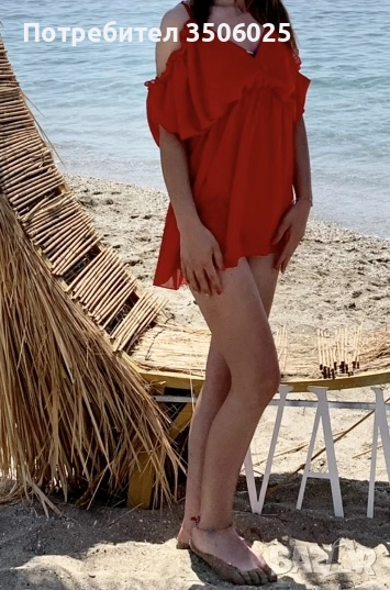 Продавам рокля тип гащеризон , снимка 1