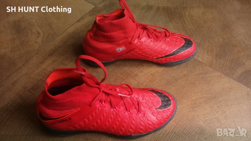 NIKE HYPERVENOM X Proximo Football Shoes Размер EUR 36 / UK 3,5 детски за футбол 374-14-S, снимка 1