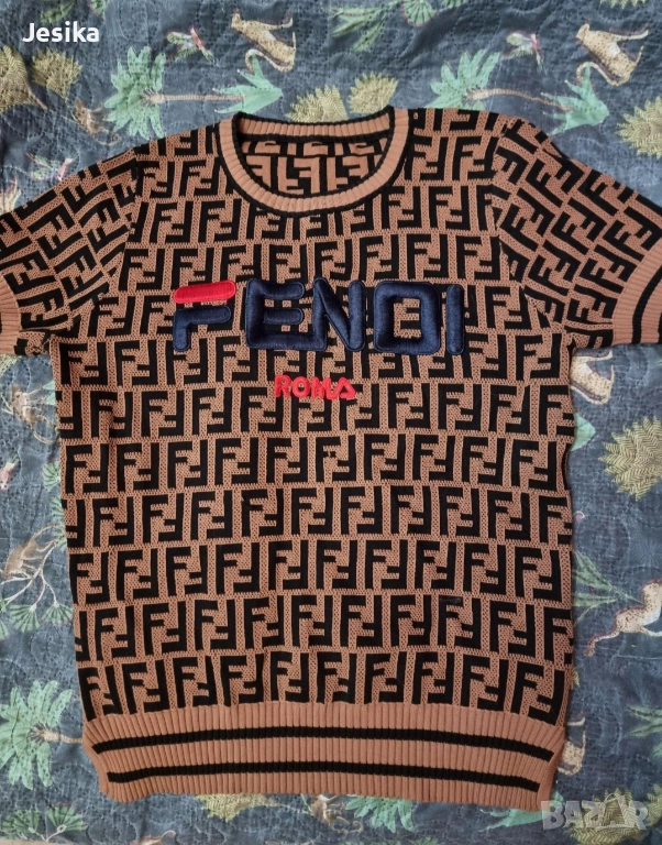 Блуза с къс ръкав FENDI, снимка 1