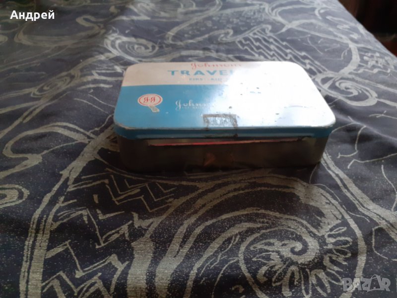 Кутия от стара аптечка на Johnson, снимка 1