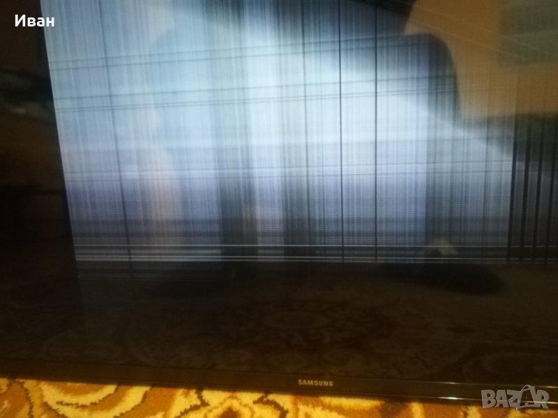 Марков смарт ТВ САМСУНГ UE43KU6072U, работещ, с леко пукнат дисплей 95.00 лв., снимка 1