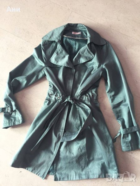 Зелен тренчкот, снимка 1