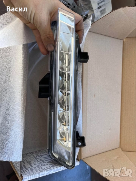 Оригинална Лява LED DRL дневна светлина за Renault Clio 4, снимка 1