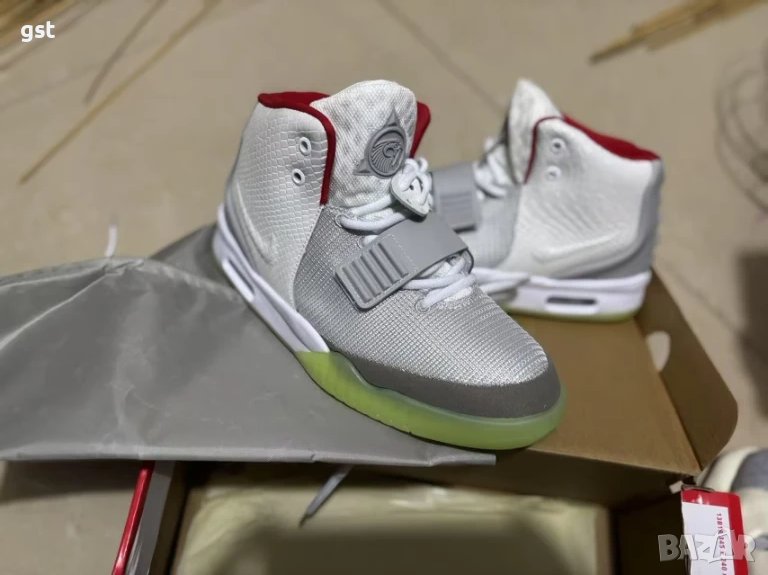 Изключително Редки Nike Air Yeezy 2 Platinum Kanye West баскетболни маратонки кецове мъжки, снимка 1