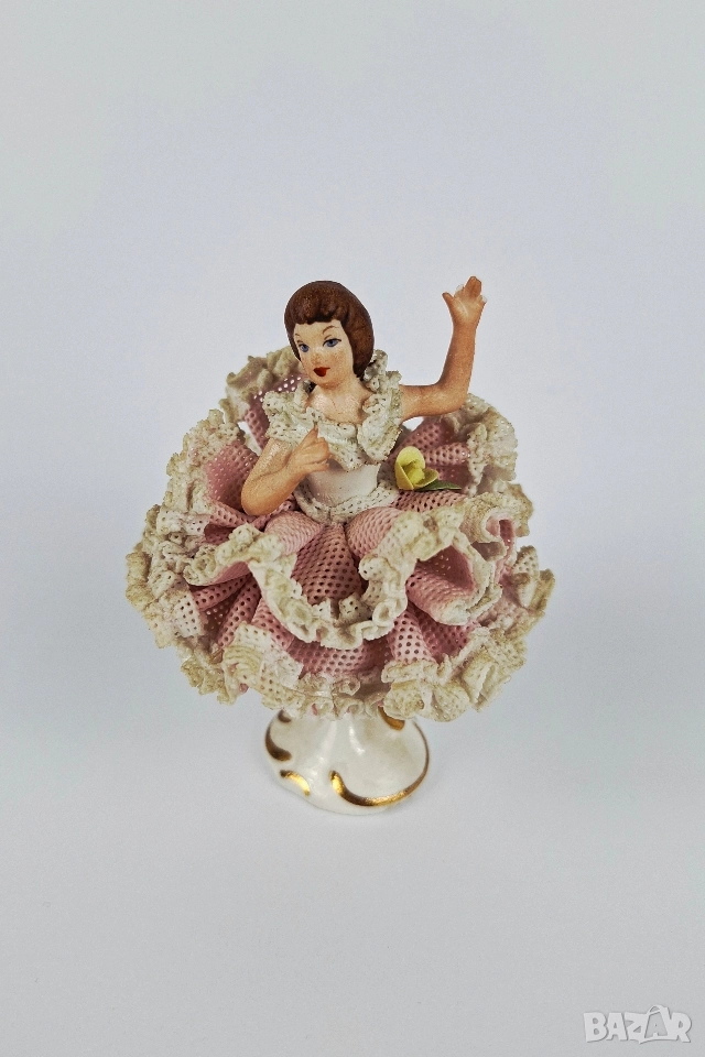 Порцеланова балерина с розова рокля - Sandizell, Dresden, снимка 1
