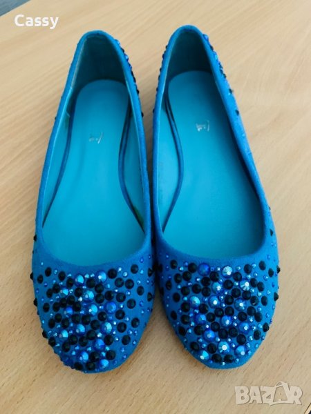 Чисто нови дамски обувки с камъчета, снимка 1