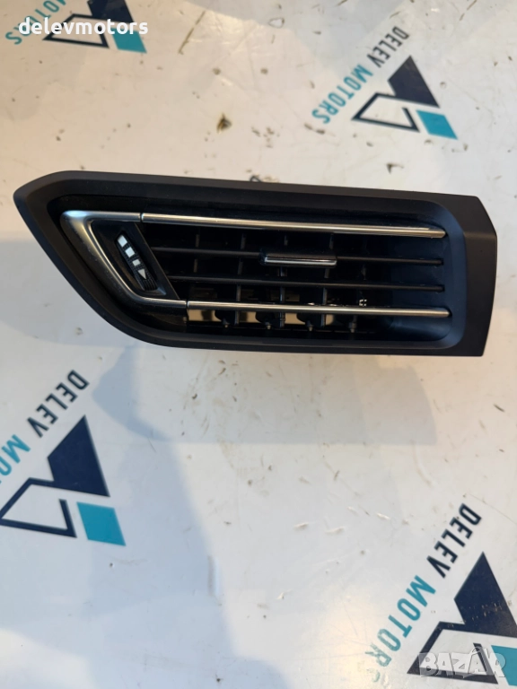 1303818XZD предна лява решетка, въздуховод от Peugeot 308 (T9), 1.6 BlueHDi, двигател BHZ (DV6FC), снимка 1