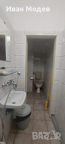 👉Продава се търговско помещение в комплекс Лазур, снимка 11 - Магазини - 51043653