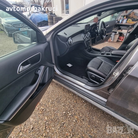 Mercedes GLA W156 CDI AMG packet 2017г, снимка 14 - Автомобили и джипове - 52618478