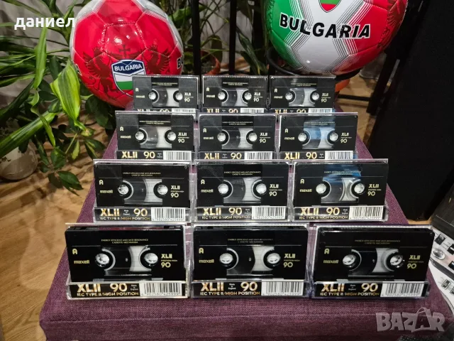 12 качествени аудио касети MAXELL XLII 90 – TYPE II – хромна лента - като нови + подарък