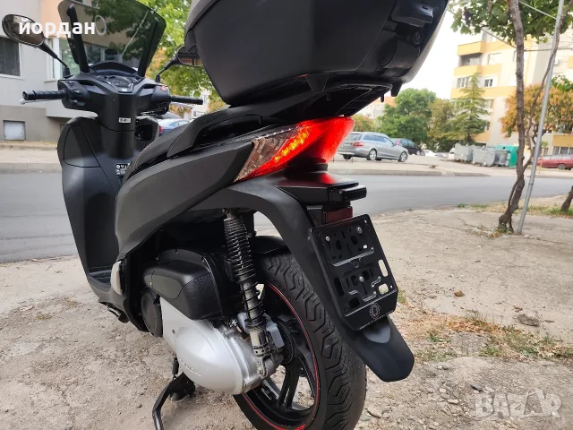 honda sh 300i ABS, LED, Keyless , снимка 7 - Мотоциклети и мототехника - 56201286